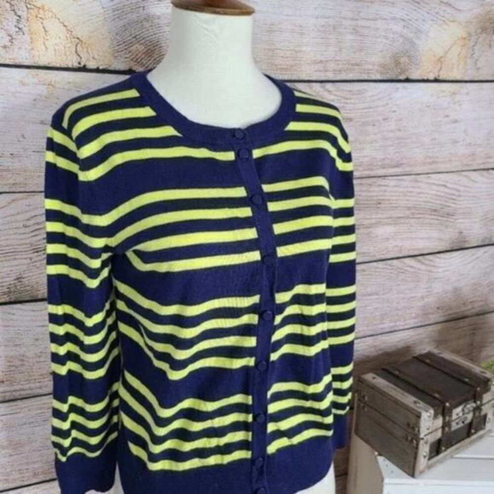 5/$25 Cable and Gauge Striped‎ Navy Button Up Cardigan Size Small